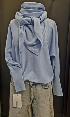 Reve – Louise genser – Lysblå